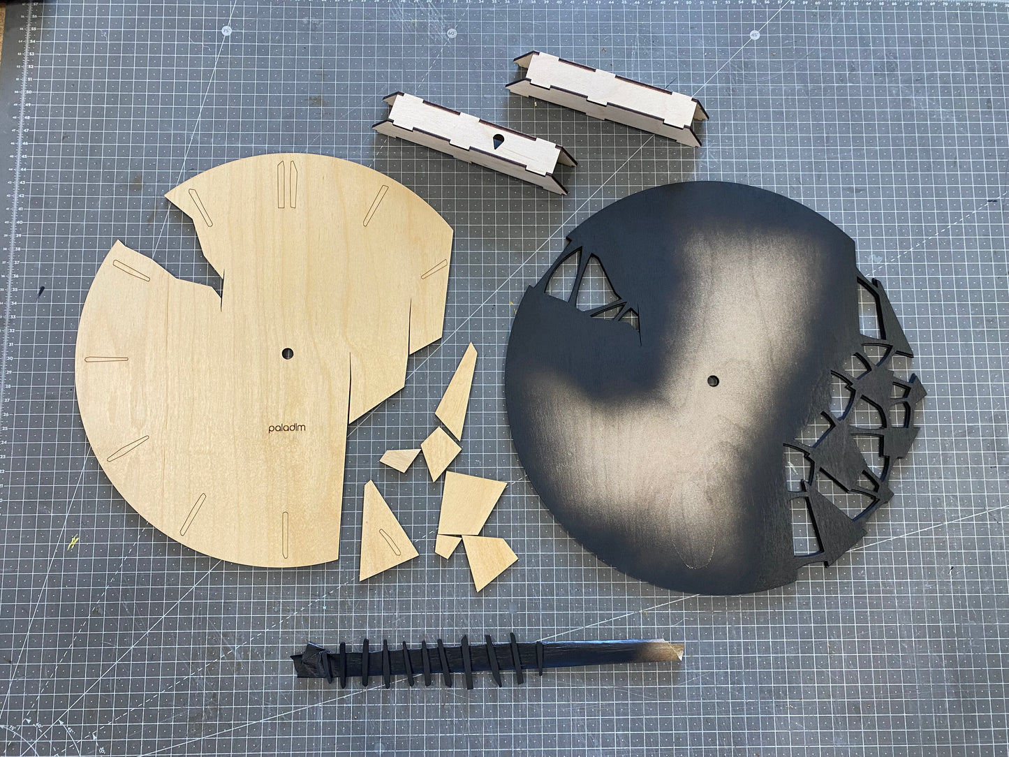 "VREME 6.0" Wall Clock DIGITAL DESIGN for Laser Cutting