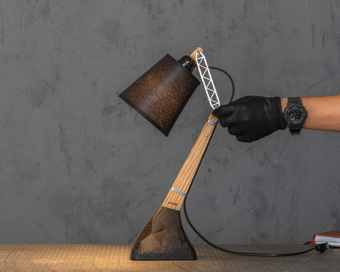 KRIVA 3.0 articulated lamp
