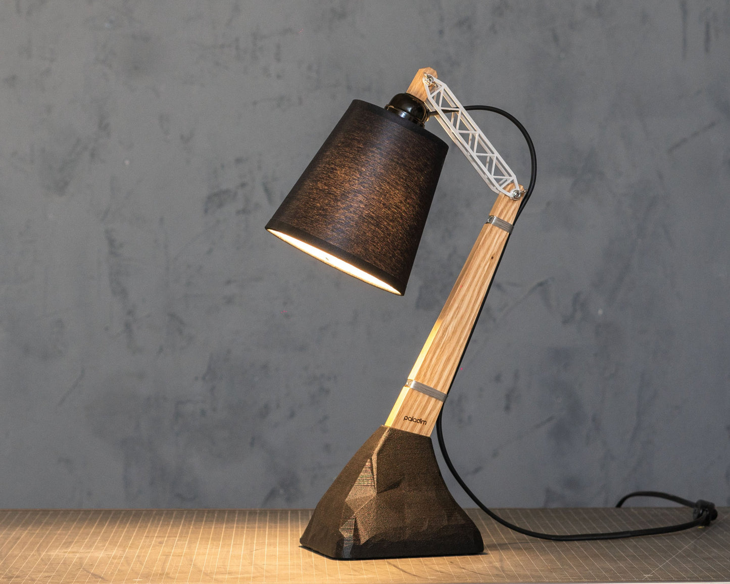 KRIVA 3.0 articulated lamp