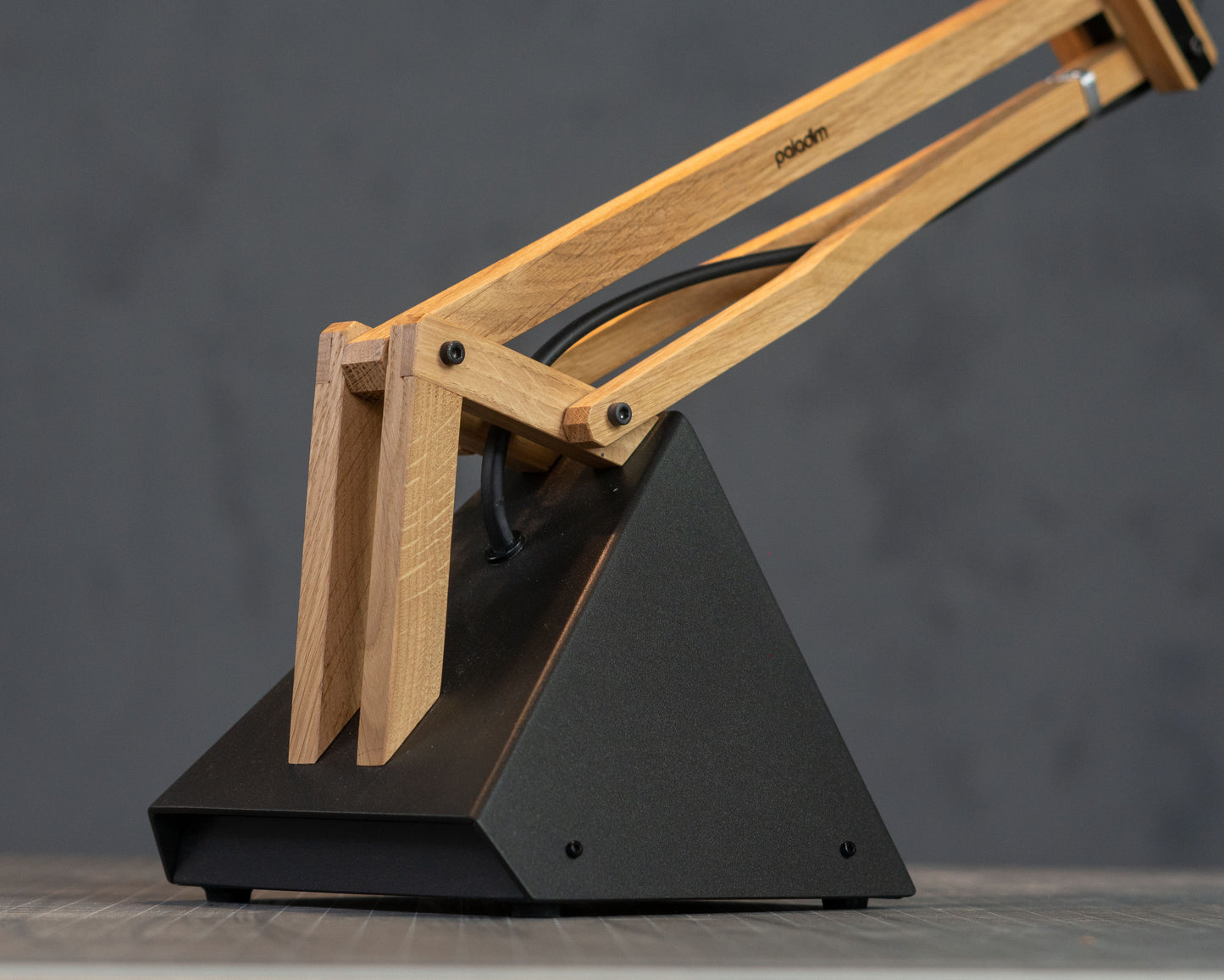 Настолна лампа MASHINA 2.0