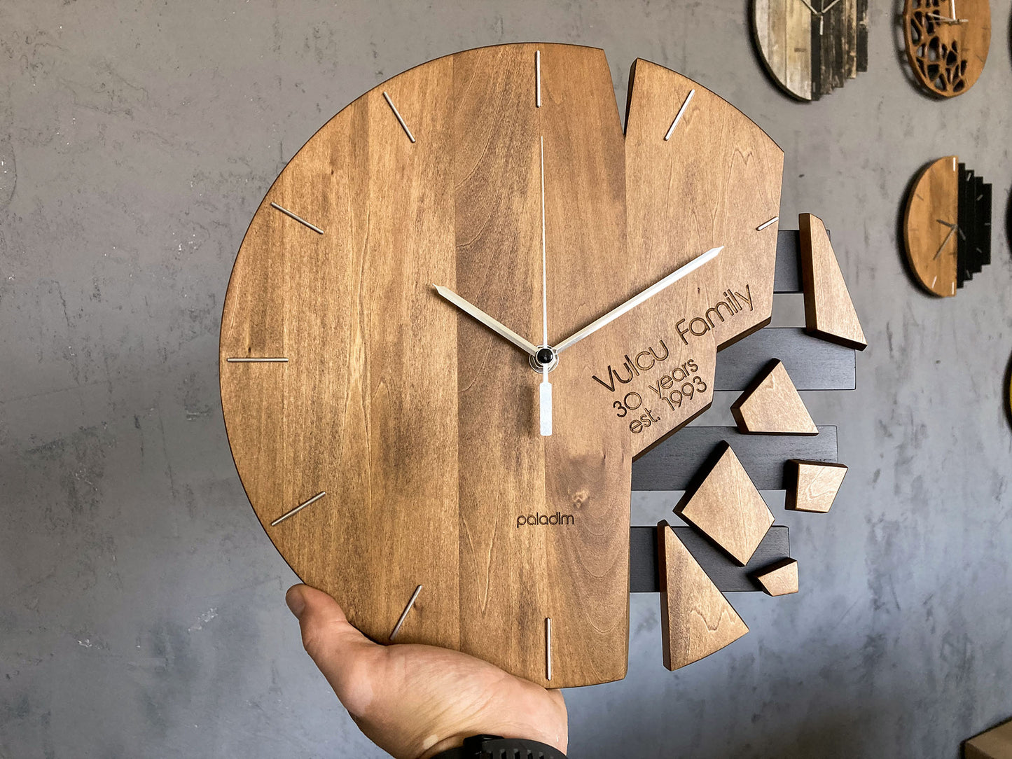 VREME shattered wall clock