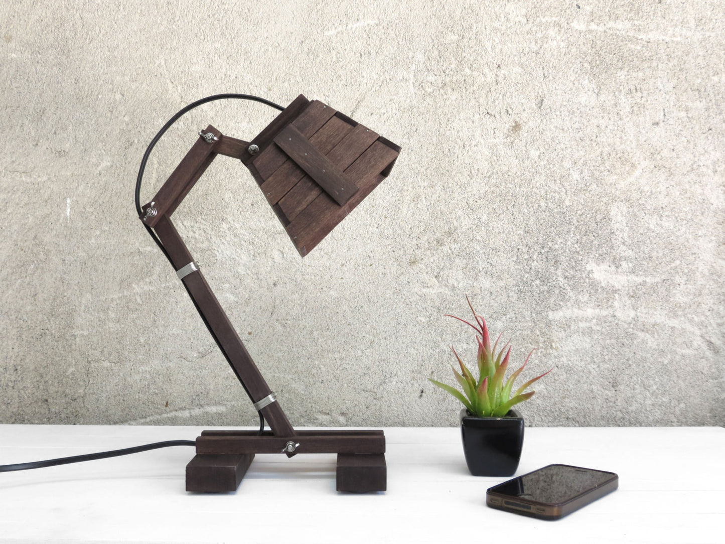 "Kran XI" - desk lamp - Paladim Handmade