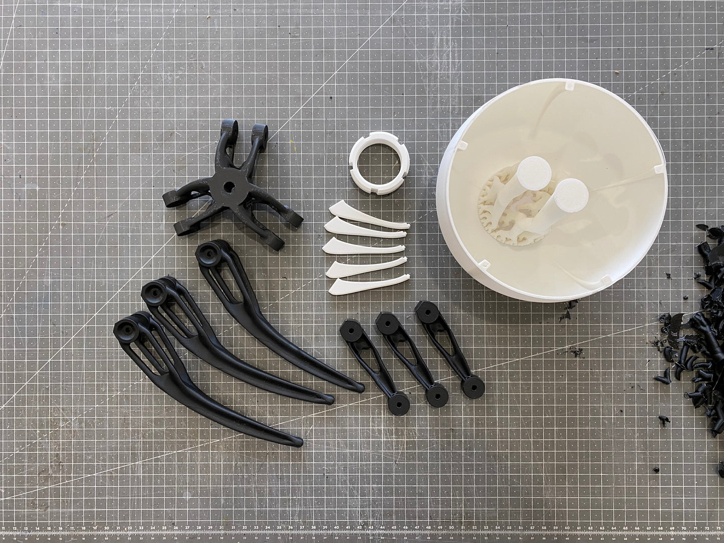 "TRIKRAK" STL Tripod Lamp DIGITAL DESIGN for 3D Printing