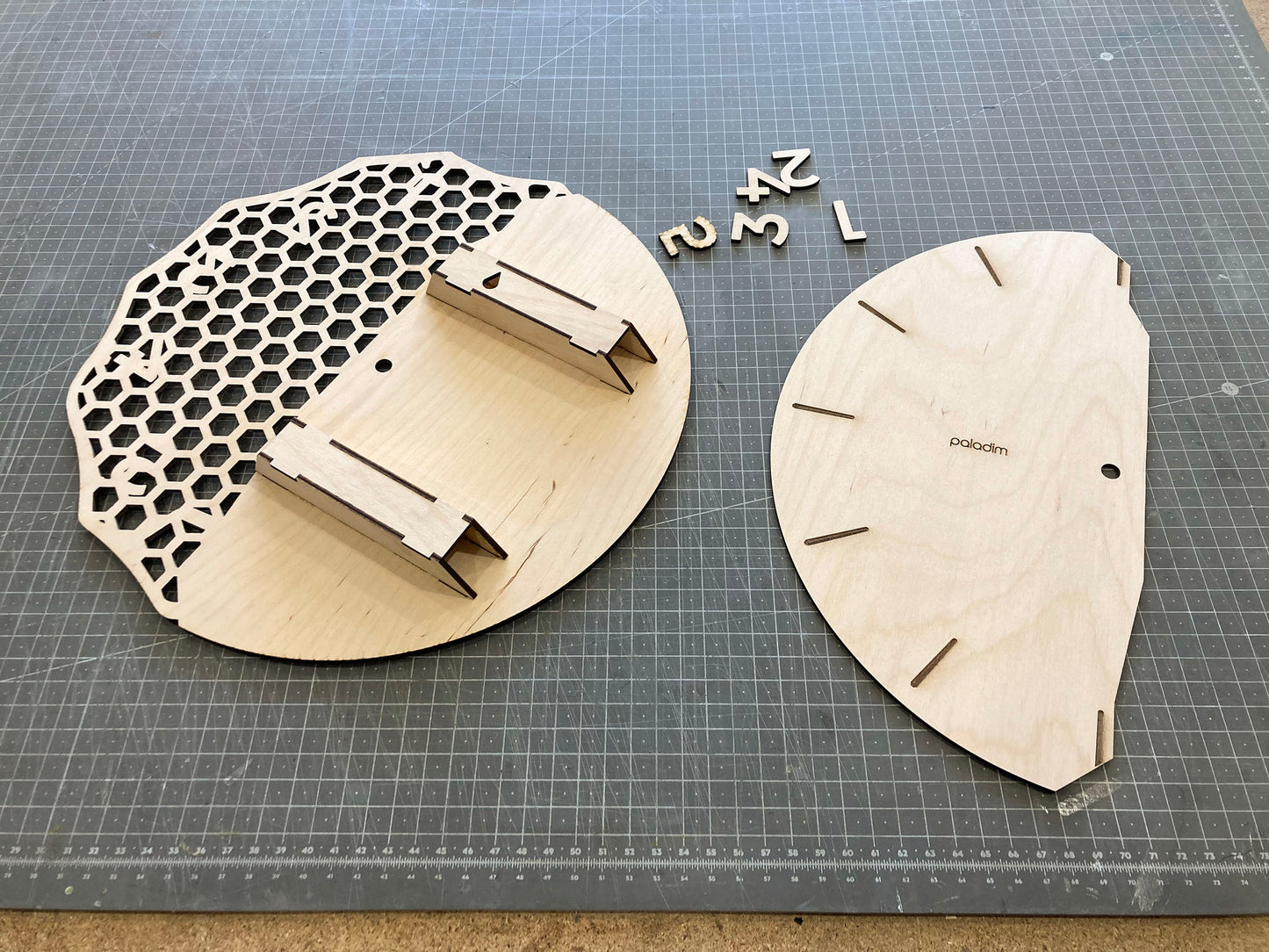 "MIXOR 2" Wall Clock DIGITAL DESIGN for Laser Cutting