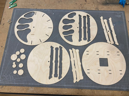 "POGLED" Wall Clock DIGITAL DESIGN for Laser Cutting