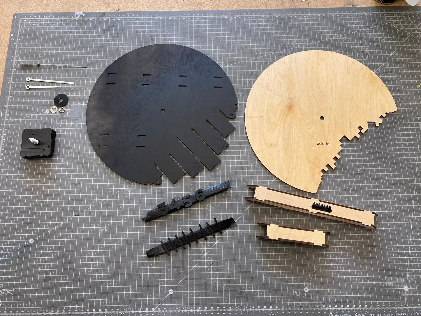 "CHAST" Wall Clock DIGITAL DESIGN for Laser Cutting