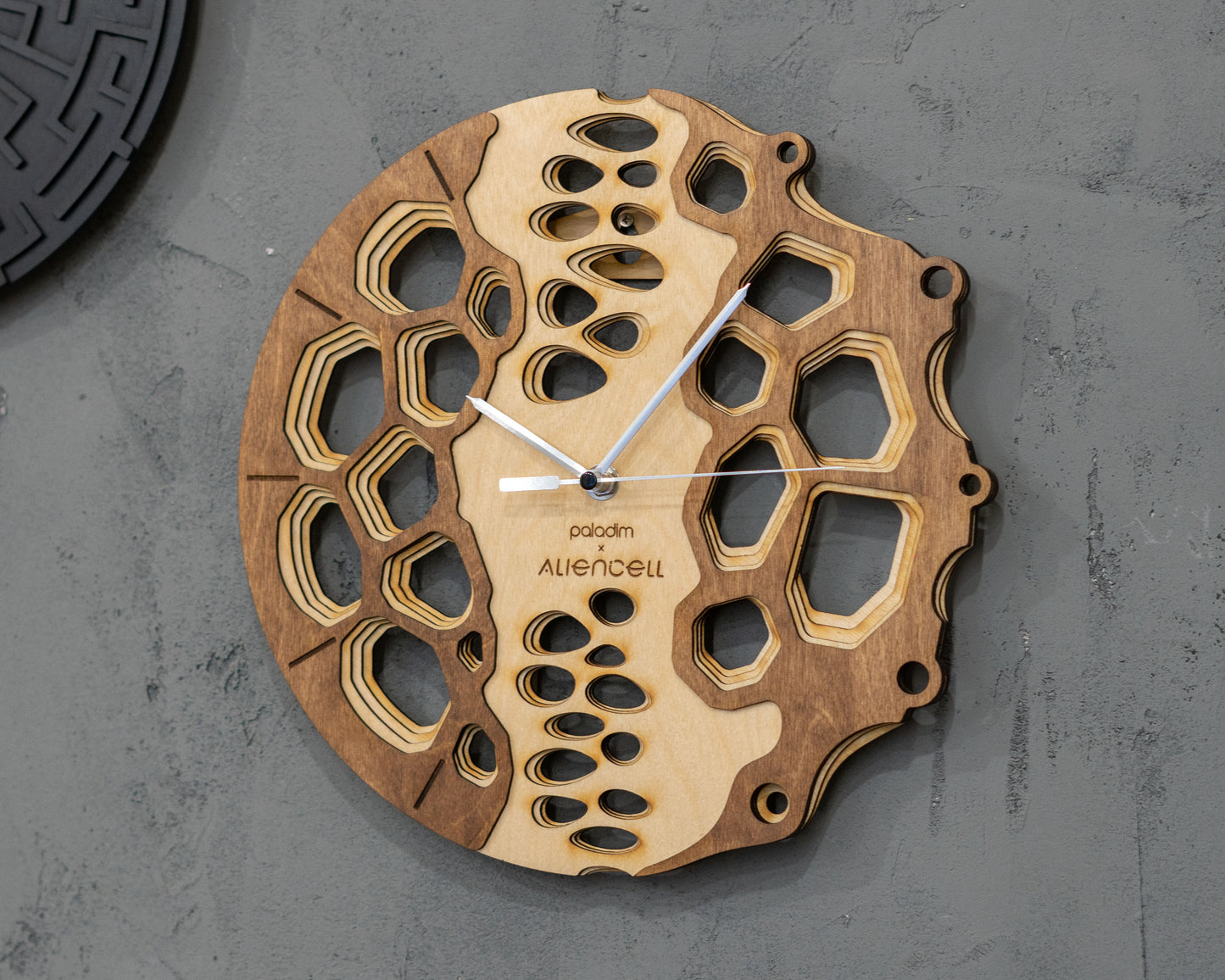 "Aliencell" Wall Clock DIGITAL DESIGN for Laser Cutting, Free
