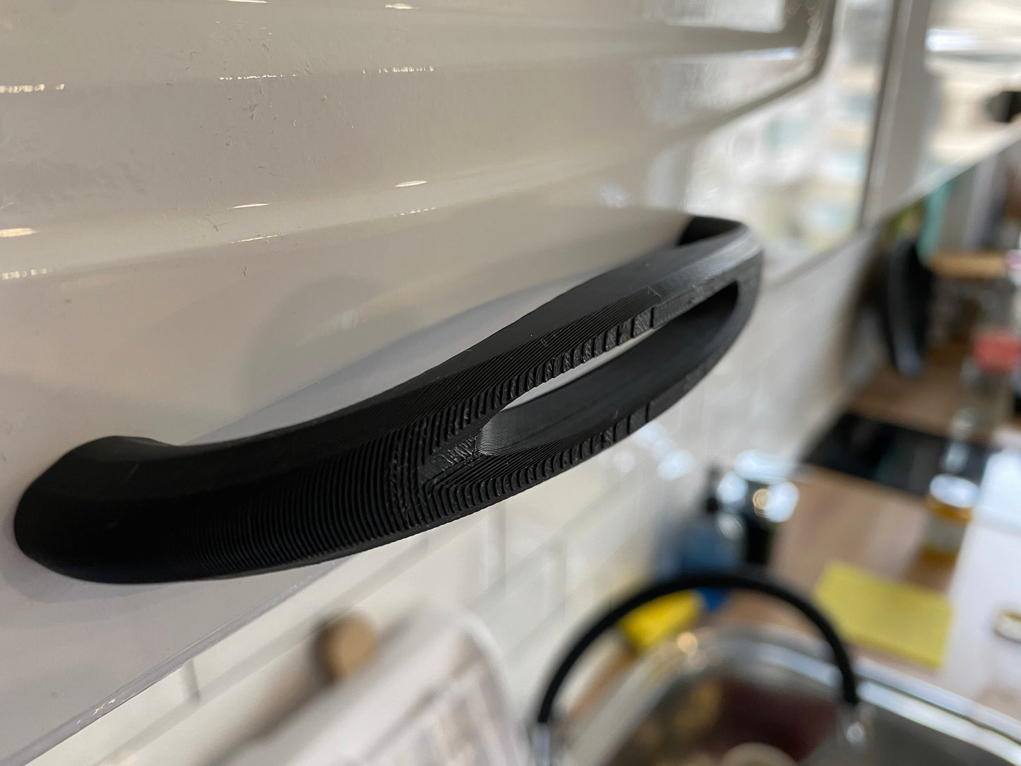 KLETKA Lite, лазерно изрязан стенен часовник