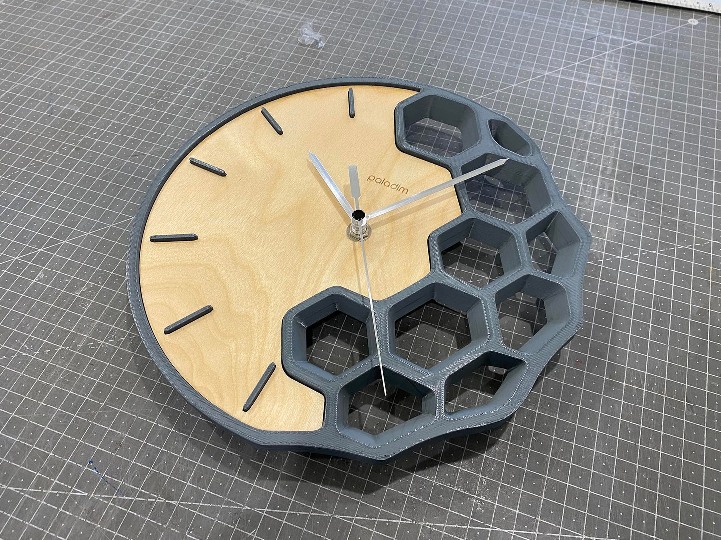 "KLETKA 4.1" STL Wall Clock Hybrid DIGITAL DESIGN for 3D Printing and Laser Cutting