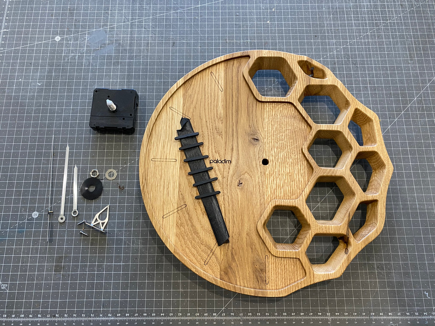 "KLETKA 4.1" Wall Clock DIGITAL DESIGN for CNC Router cutting, F3D, STP, DXF