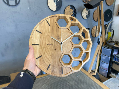 KLETKA 4 hexaon wall clock, oak