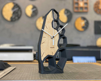 KLETKA desk clock, 3D print + birch plywood