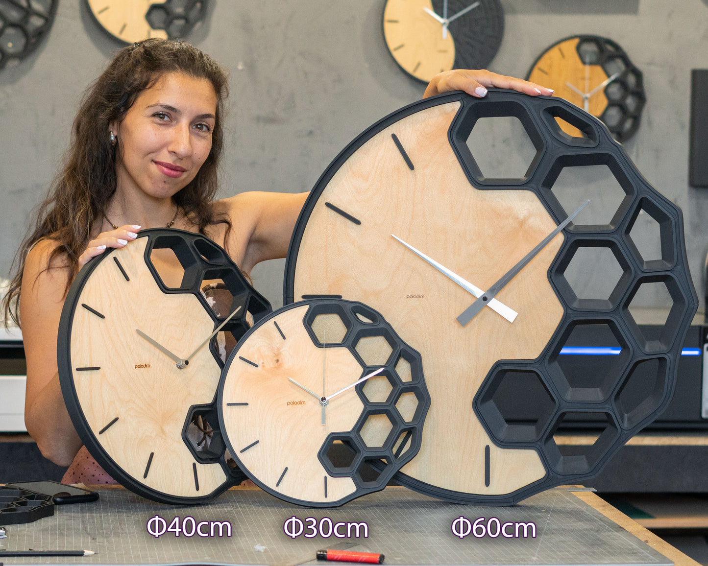 KLETKA 4 Oversized Wall Clock, Hybrid, Ф60cm