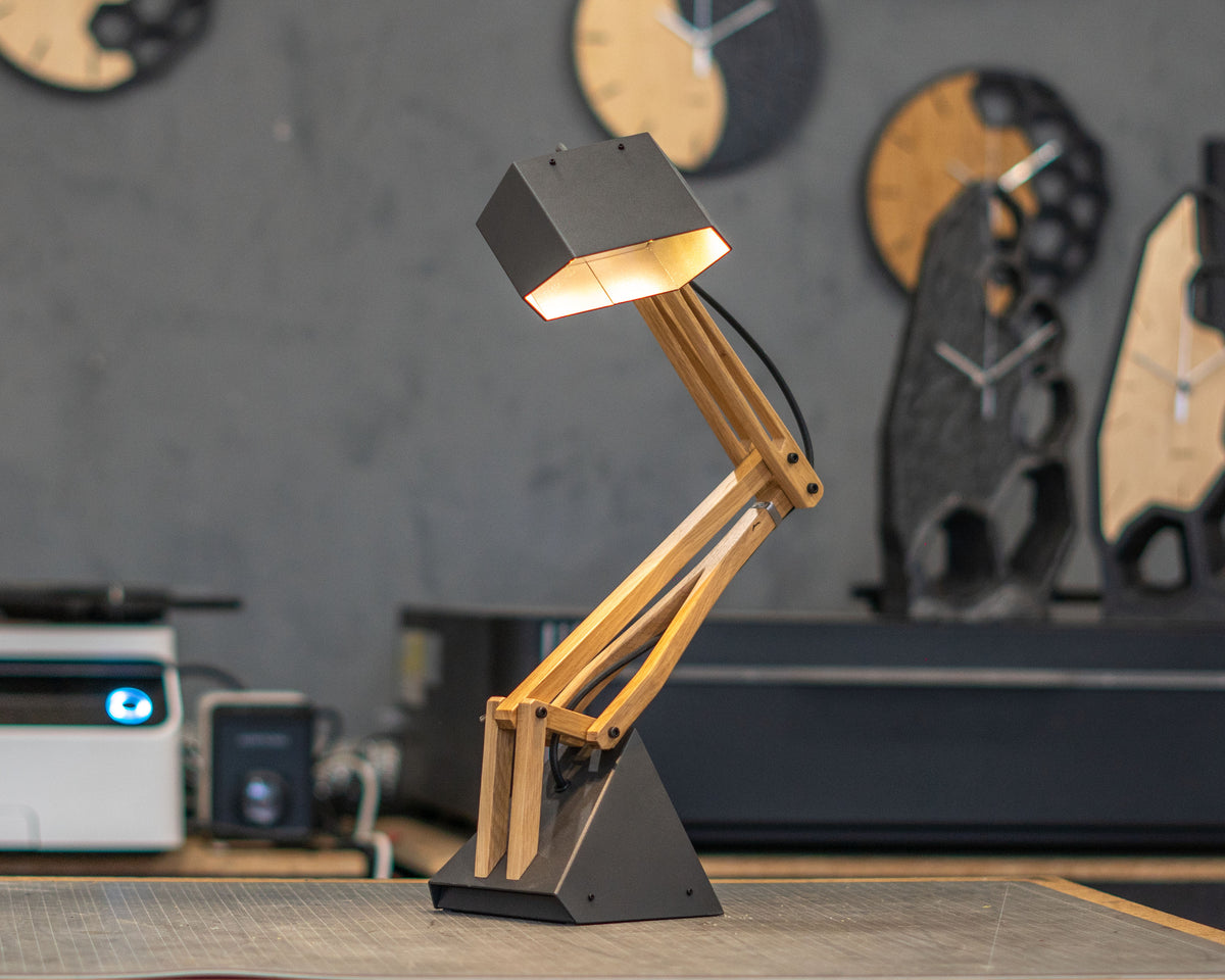 MASHINA 2.0 desk lamp