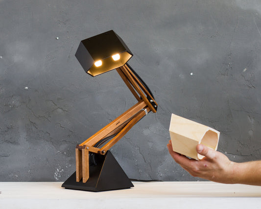 MASHINA desk lamp