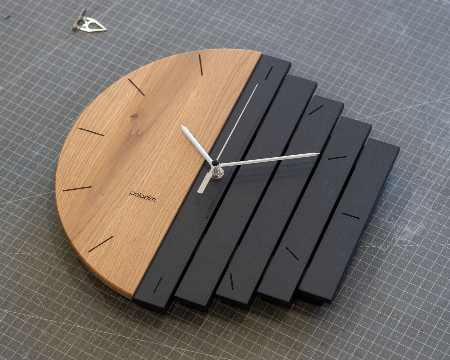 MIXOR OAK wall clock