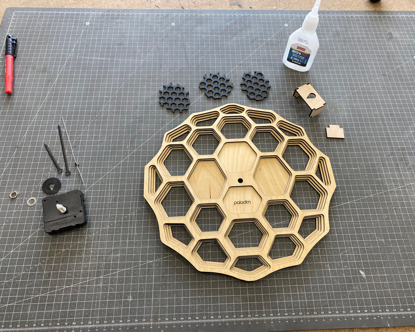 "PITA" Wall Clock DIGITAL DESIGN for Laser Cutting