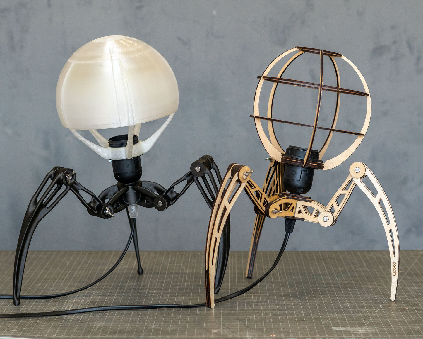 "TRIKRAK" Tripod Lamp DIGITAL DESIGN for Laser Cutting