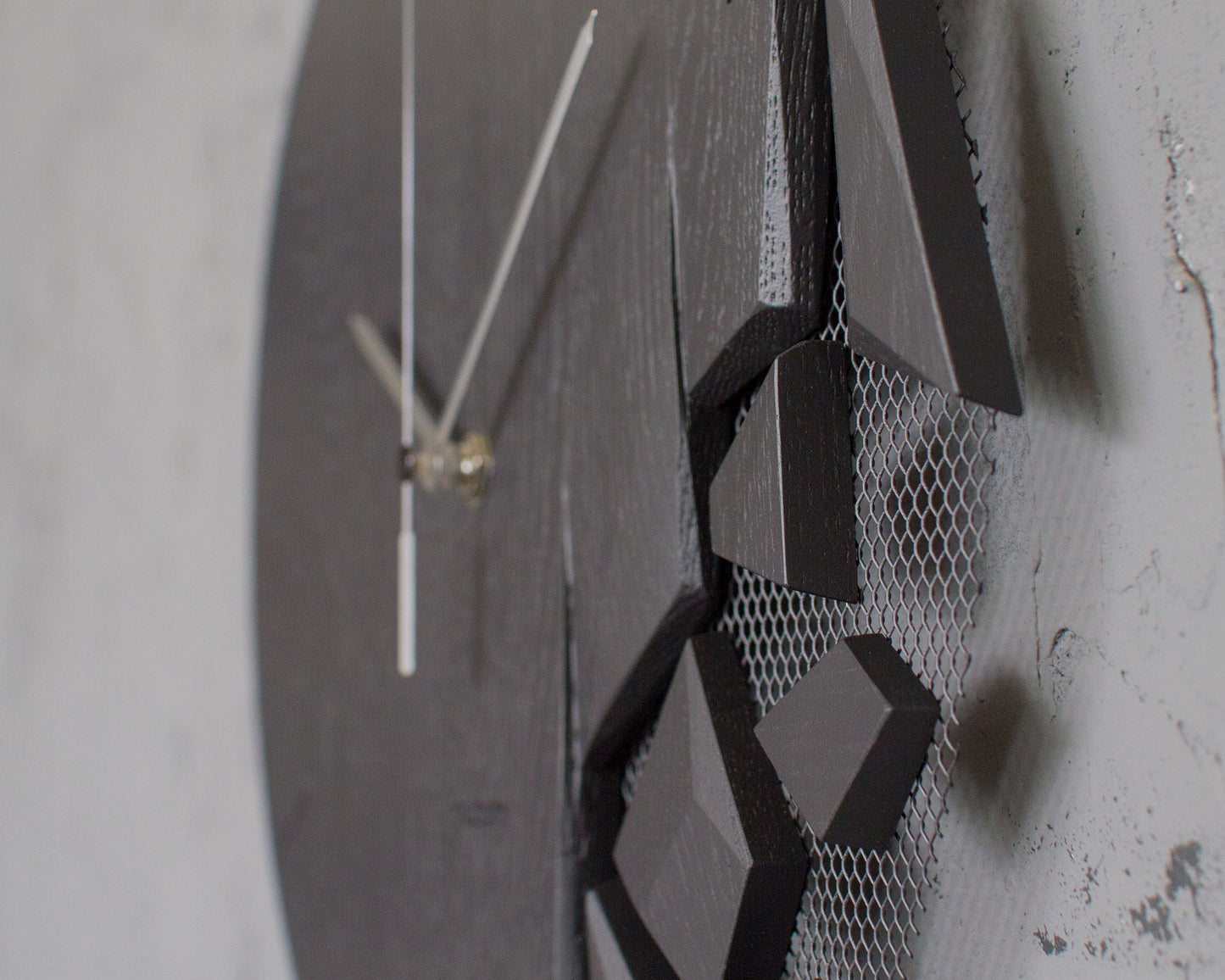 VREME monochrome wall clock, оак