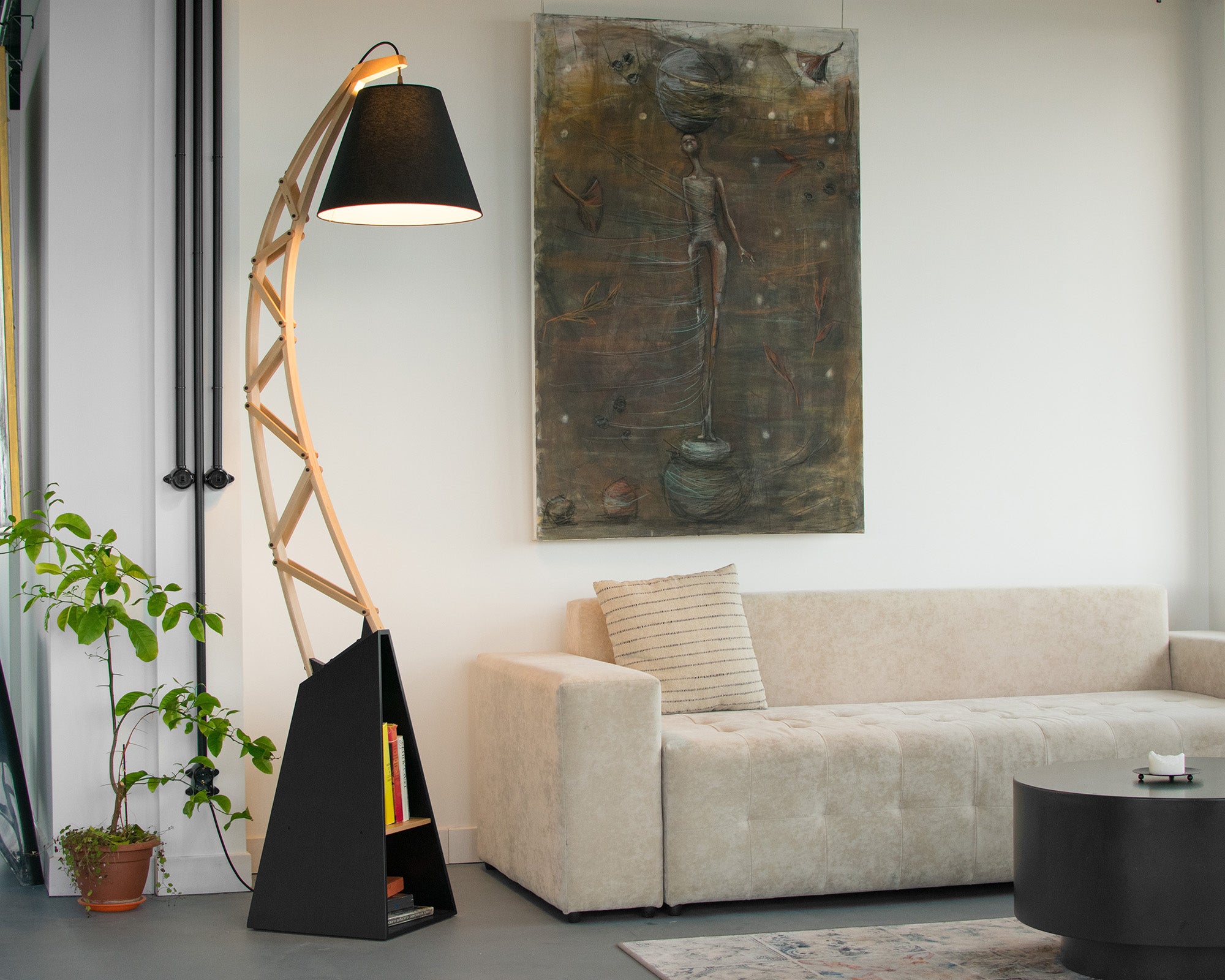 ARKA oversized floor lamp – Paladim Studio