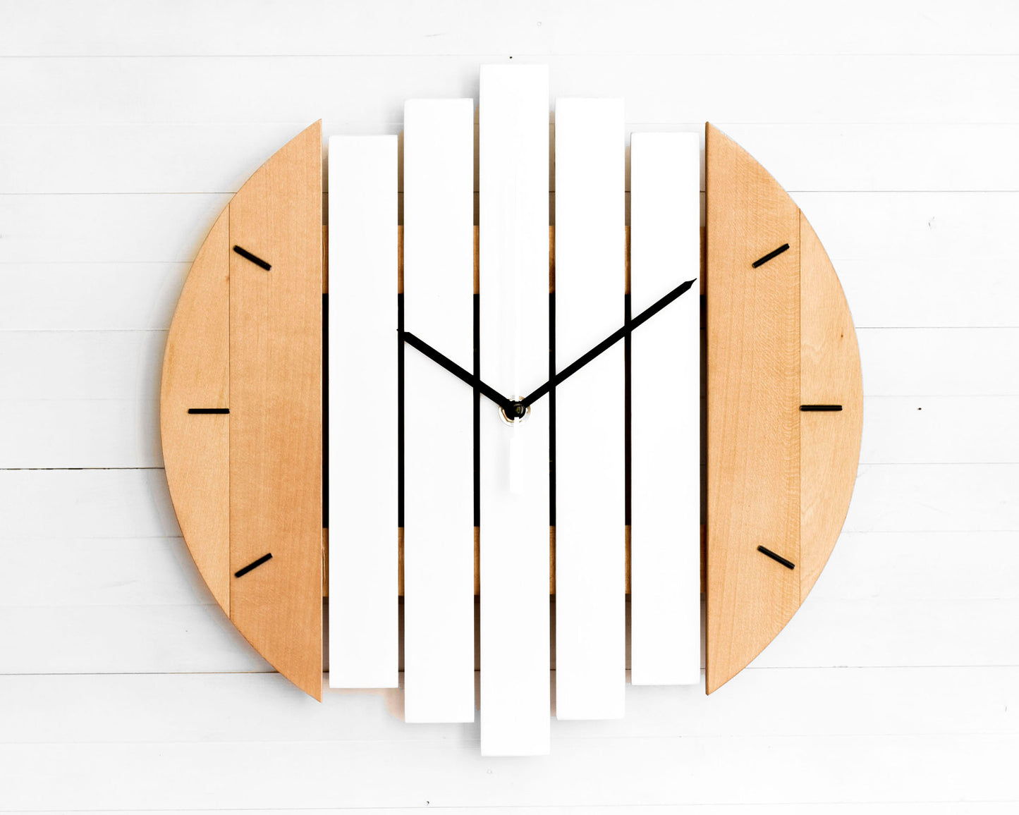 KLORX component wall clock