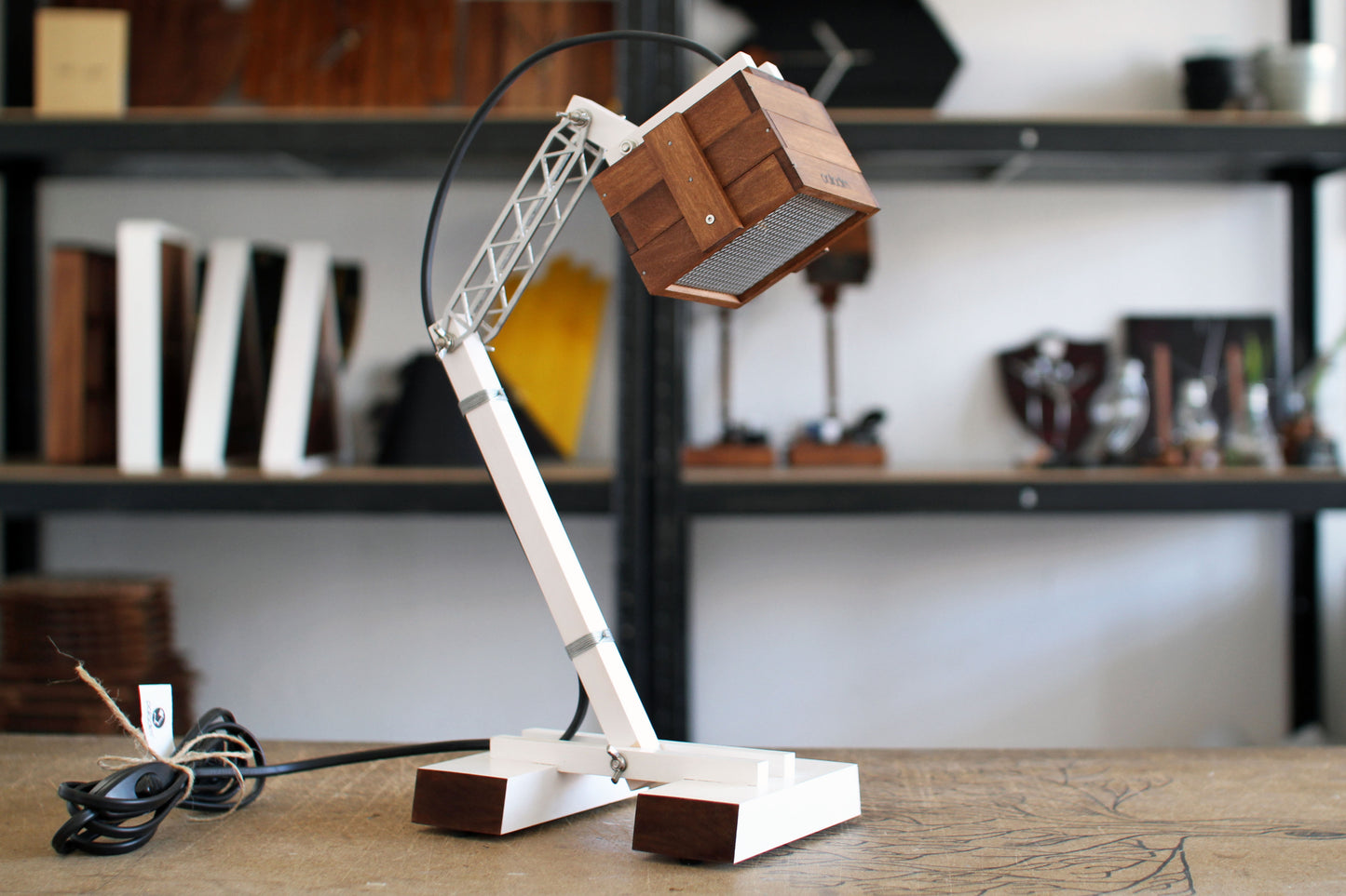 KRAN-Z adjustable desk lamp 2016