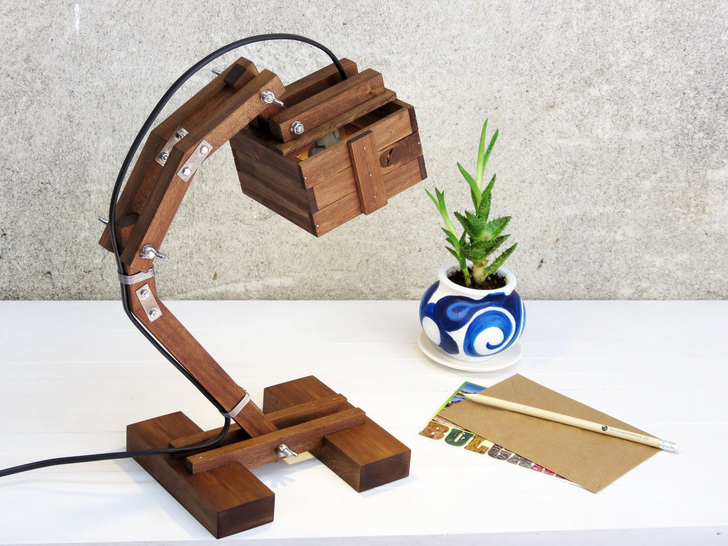 "Kran Evo" desk lamp - Paladim Handmade