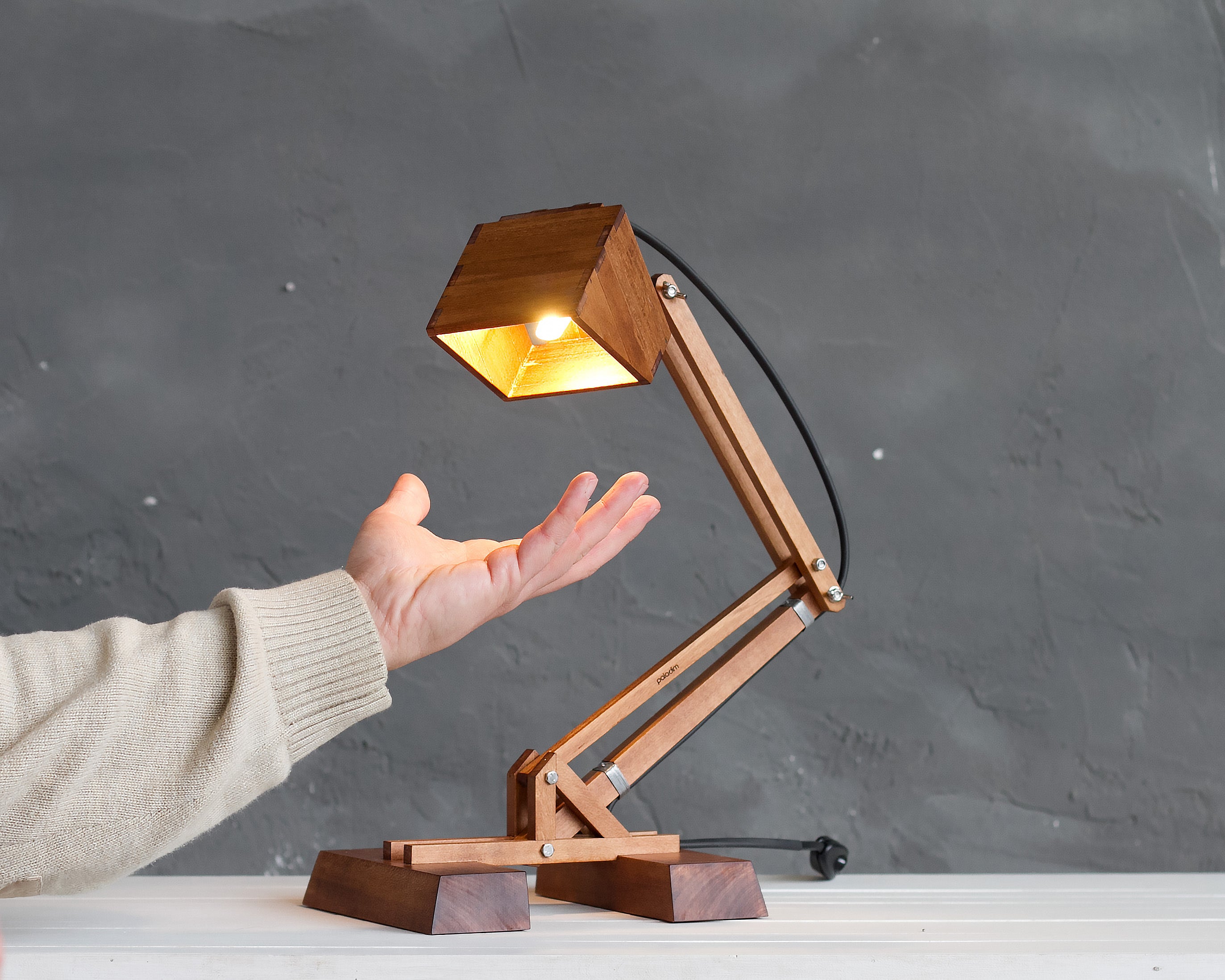 Telescoping hot sale desk lamp