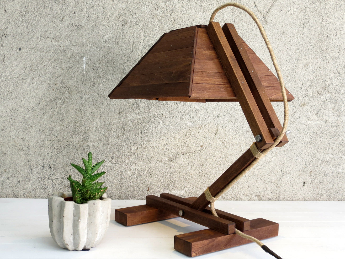 "Kran X" desk lamp - Paladim Handmade