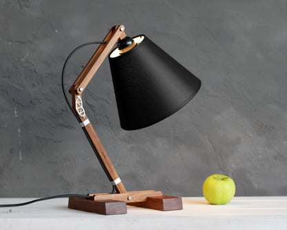 KRAT adjustable table lamp 2017
