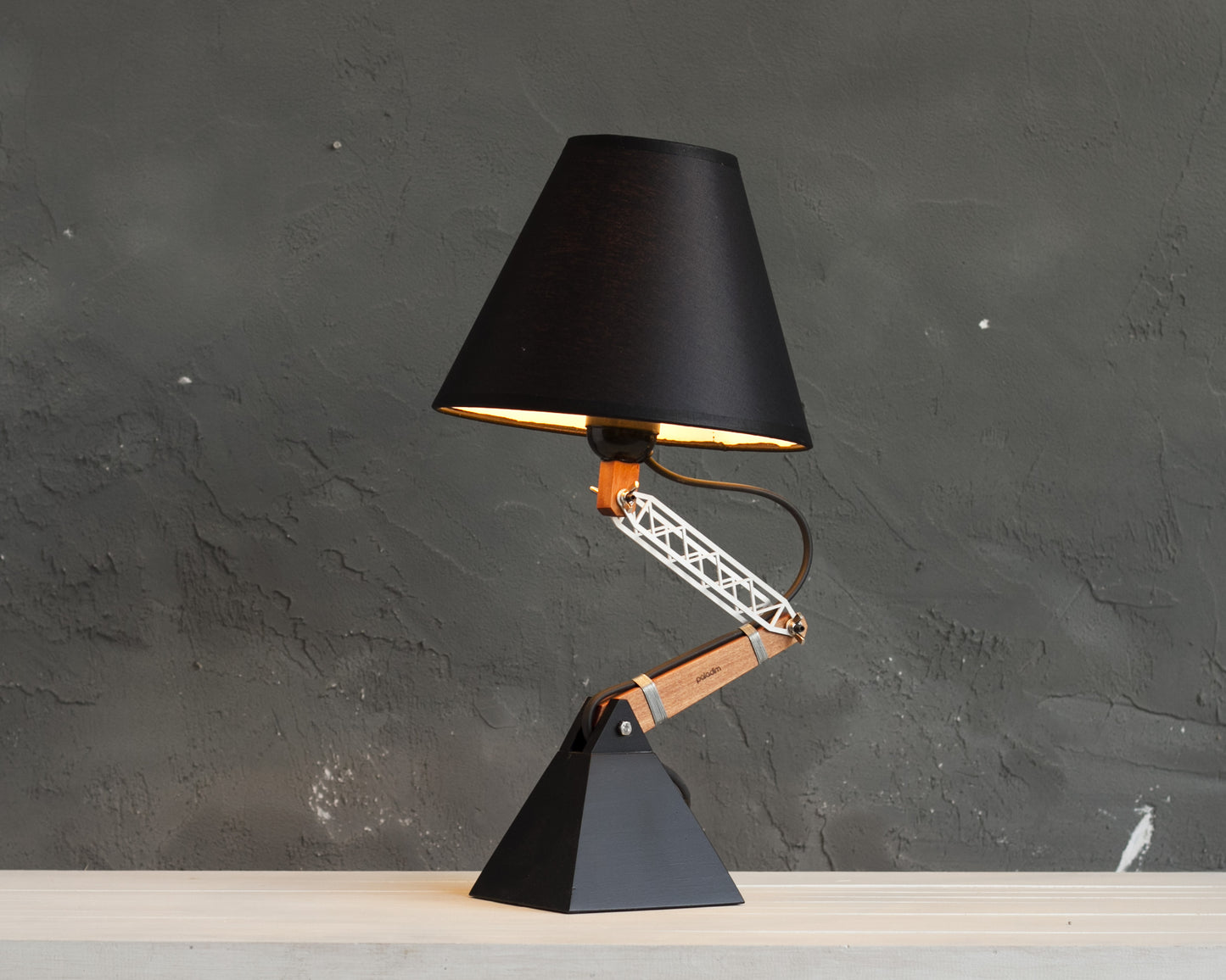 KRICK adjustable table lamp