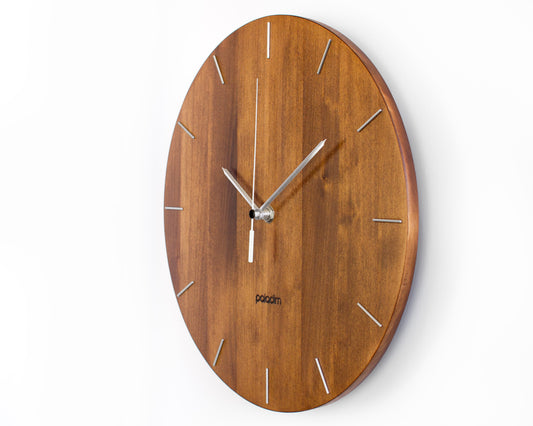 OVAL minimalist wall clock