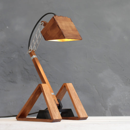 TANK adjustable desk lamp